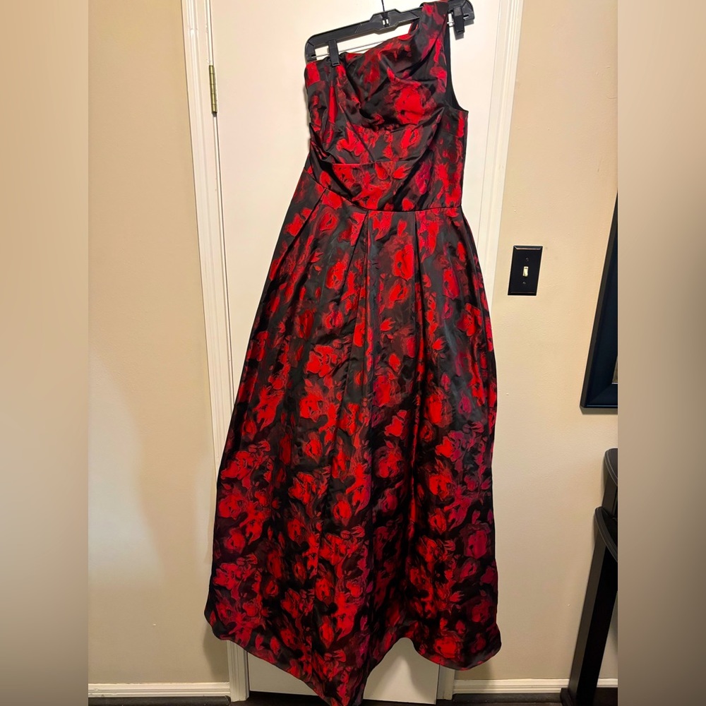 Carmen Marc Valvo Dress
